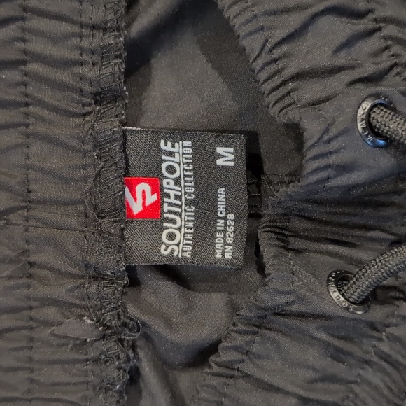 Southpole Black Snow Pants With Cuffs And Pockets And Drawstrings - Picture 4 of 4
